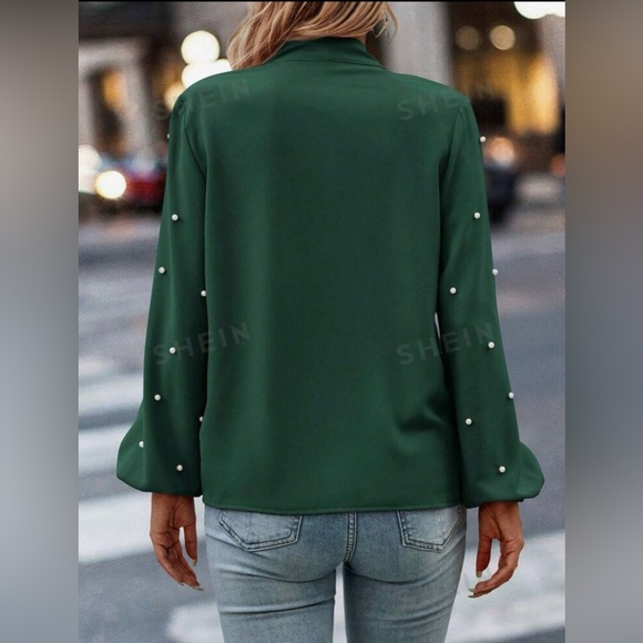 Very Elegant Pearls Beaded Tie Neck Lantern Sleeve Blouse. Size L (8/10) - Picture 4 of 5